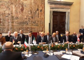 الجزائر توقع الإعلان المشترك للنوايا السياسية لمشروع ممر الهيدروجين الجنوبي