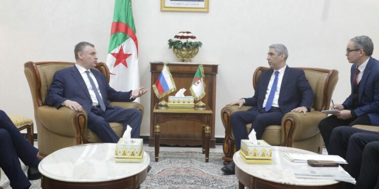 إشادة بالعلاقات التاريخية الجزائرية-الروسية