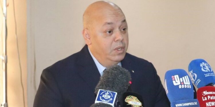 ربيقة يلتقي المجاهدين وأرامل الشهداء المكرمين برحلة للبقاع المقدسة