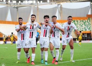 اتحاد الجزائر يتأهل إلى ربع نهائي كأس “الكاف”