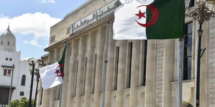رؤساء أحزاب لـ”الشعب”: أحكام قانون الأحزاب الجديد ضمان لممارسة ديمقراطية سليمة