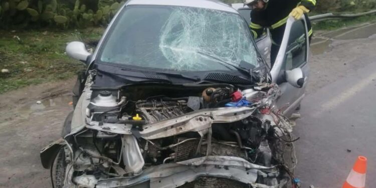 وفاة شخص وإصابة 03 آخرين في حادث مرور بالمدية