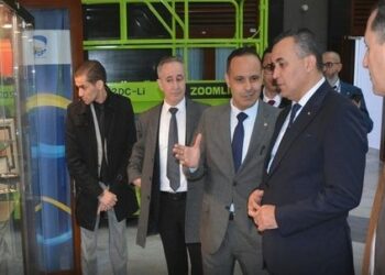 زروقي يزور مديريتي “اتصالات الجزائر” و”بريد الجزائر”