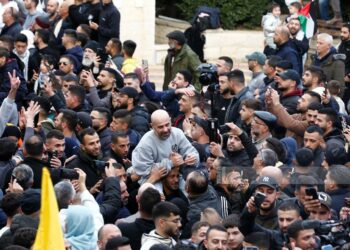 الاحتلال الصهيوني يُفرج عن الدفعة السادسة من المعتقلين