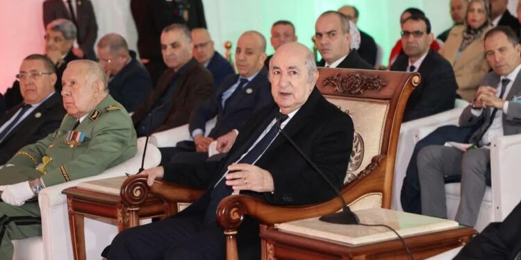 رئيس الجمهورية: مصانع تحلية مياه البحر شرف للجزائر المنتصرة