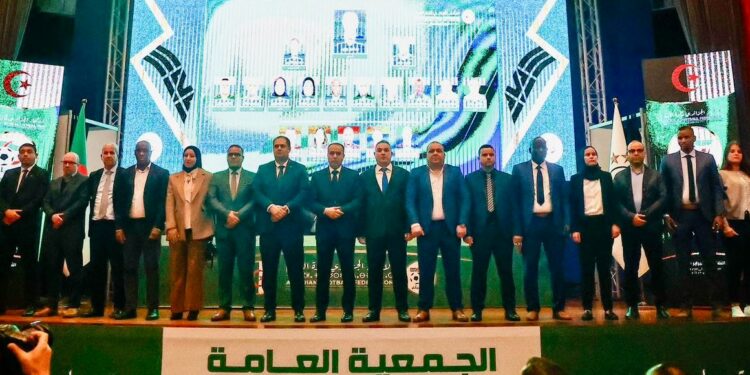 صادي على رأس الـ”فاف” لعهدة أخرى