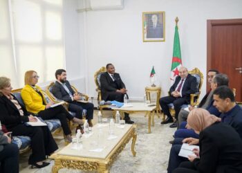 ممثل الصحة العالمية يشيد بمكانة الجزائر في صناعة الأدوية
