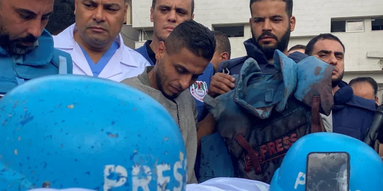 استشهاد سبعة صحفيين فلسطينيين في غزة خلال شهر