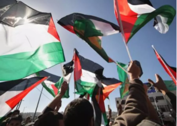 الاحتلال الصهيوني يشرع في الإفراج عن الدفعة السابعة من الأسرى الفلسطينيين
