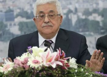 محمود عباس يجدد رفضه الكامل لدعوات تهجير الشعب الفلسطيني