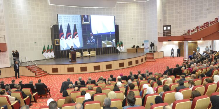وزير التربية الوطنية يشرف على الاحتفال باليوم الدولي للرياضيات