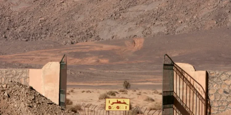 مؤرخ فرنسي يُندّد بلجوء فرنسا الاستعمارية إلى الأسلحة الكيميائية بالجزائر