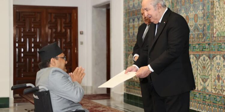 رئيس الجمهورية يستلم أوراق اعتماد 5 سفراء جدد