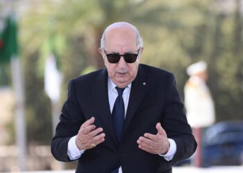 الرئيس تبون يعزي في استشهاد الطيار المقدم بكوش نصر