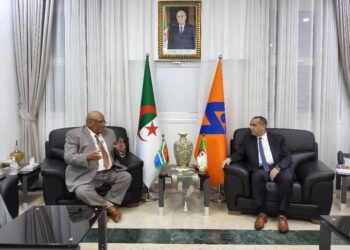 عجال يبحث سبل تعزيز التعاون مع سفير جنوب إفريقيا