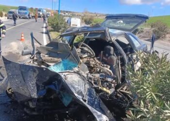 مصرع شخصين و10 جرحى في حادثي مرور