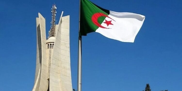 اقتصاد الجزائر.. من “سنوات الريع” إلى الإنجازات الكبرى