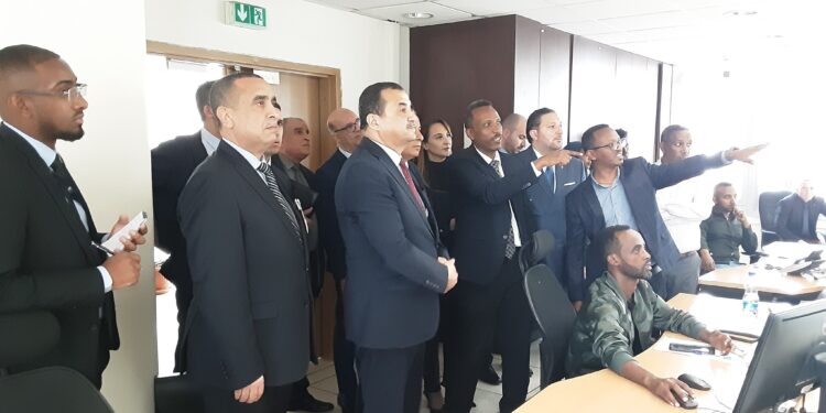 عرقاب يزور مسير المنظومة الكهربائية بأديس أبابا
