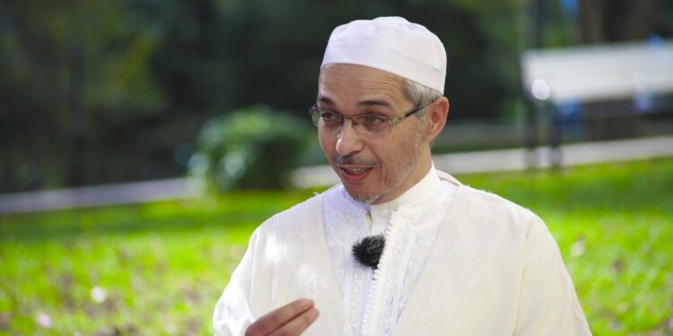 الدكتور مبروك زيد الخير يحاضر عن أثر التزكية في تربية الوجدان وبناء الانسان