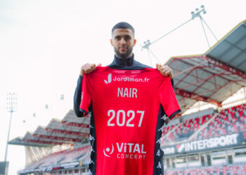 المدافع صهيب ناير يدعم صفوف المنتخب الأول