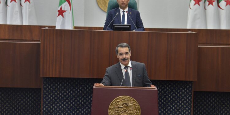 وزير المالية: عصرنة إدارة الضرائب دوما ضرورة