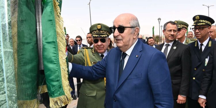 رئيس الجمهورية ينهي زيارته إلى بشار