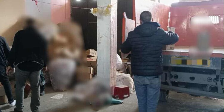 اكتشاف ورشة سرية تُعد مواد تنظيف مقلدة في البليدة