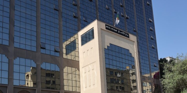 انطلاق أشغال الاجتماعات الدورية للاذاعيين والتلفزيونيين ومهندسي الاتصال العرب بالجزائر