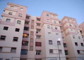 ترحيل عائلات متضررة من حادث انزلاق التربة بوهران إلى سكنات جديدة