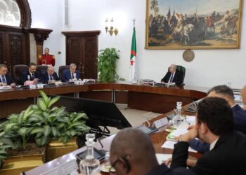 تعميق شامل للدراسات المتعلقة بشبكة الجيل الخامس