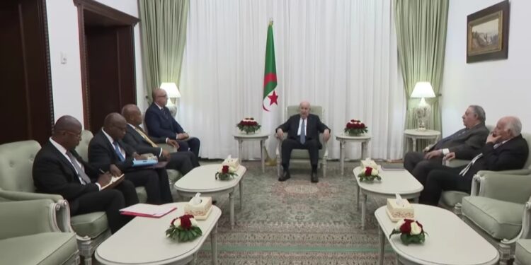 الرئيس تبون يستقبل وزير خارجية غانا