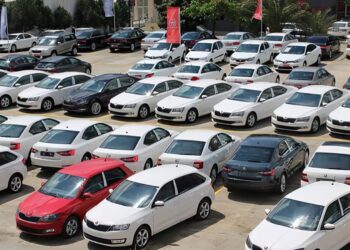 ردّ وزير العدل بشأن المضاربة في سوق السيارات