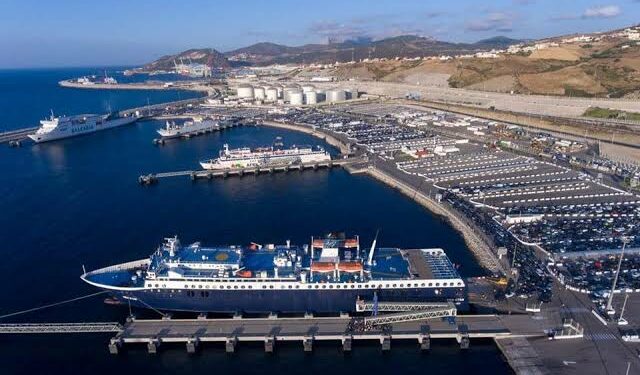 مفكرون ودعاة يدينون استخدام مونئ المغرب في العدوان على الفلسطينيين