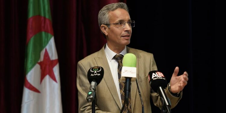 بللو يدعو إلى حضور العرض الأول لوثائقي “زينات.. الجزائر السعادة”