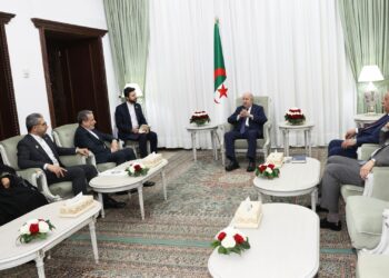 رئيس الجمهورية يستقبل وزير الشؤون الخارجية الإيرانية