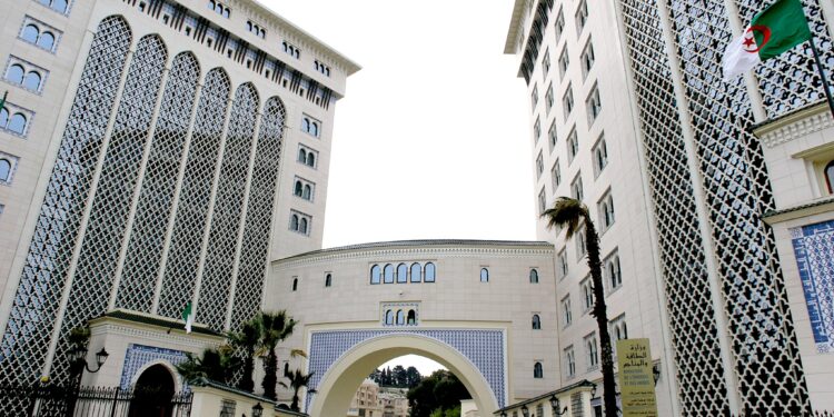 انطلاق الاجتماع الثاني لمنتدى مراكز البحث التطوير والابتكار للبلدان المنتجة للنفط