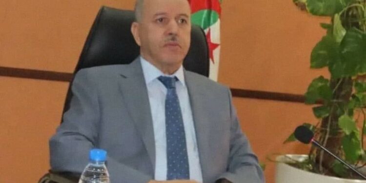 وزير الصحة يترأس لقاء تنسيقيا مع إطارات الإدارة المركزية