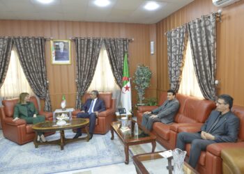 وزير التربية يستقبل رئيسة المرصد الوطني للمجتمع المدني