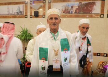 أول فوج من حجاج الجزائر يصل البقاع المقدسة