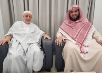 بلمهدي يستقبل المحكم الدولي في المسابقات القرٱنية