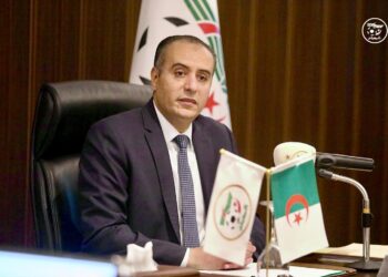 صادي يجتمع برؤساء رابطات كرة القدم في وهران