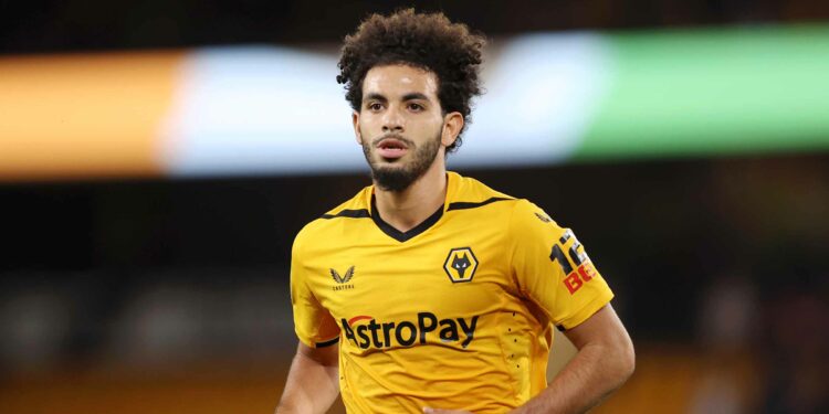 ليفربول الإنكليزي مهتم بخدمات آيت نوري