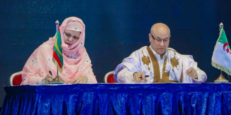 مذكرتا تفاهم بين الجزائر وموريتانيا لتعزيز التعاون التجاري