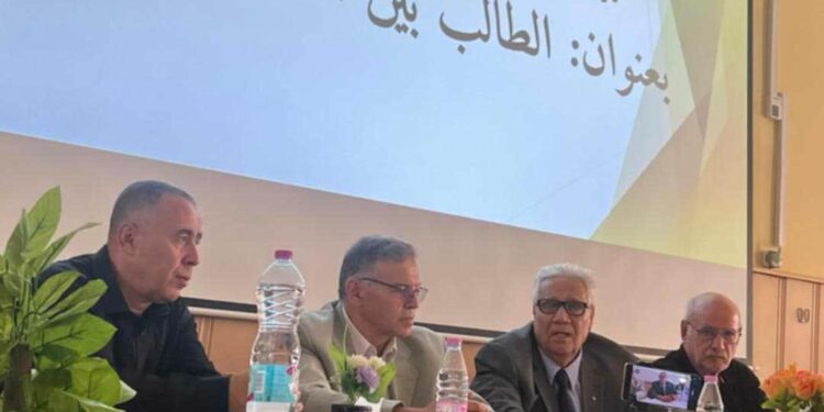 باحثون يبرزون دور الطلبة إبان الثورة وبعد استرجاع السيادة الوطنية