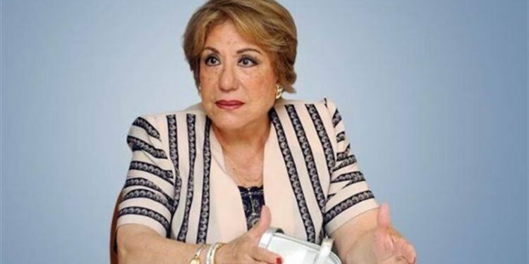 وفاة “سيدة المسرح العربي” سميحة أيوب