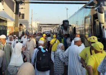 استمرار تفويج الحجاج الجزائريين بمنى نحو مكة