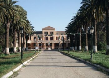 جامعة سيدي بلعباس أفضل جامعة جزائرية ومغاربية