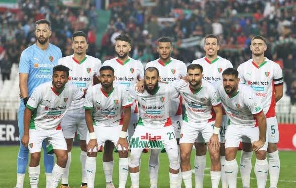 تتويج المولودية يؤجل وتعادل مخيب “للكناري” في مستغانم