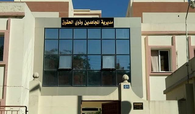 جثمان المجاهد خثير عبد القادر يوارى الثرى بمعسكر